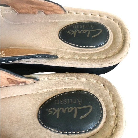 Clarks Artisan Leather Flower Petal Thong Sandal Sz. 10M Black Wedge Low Heel - Picture 6 of 7